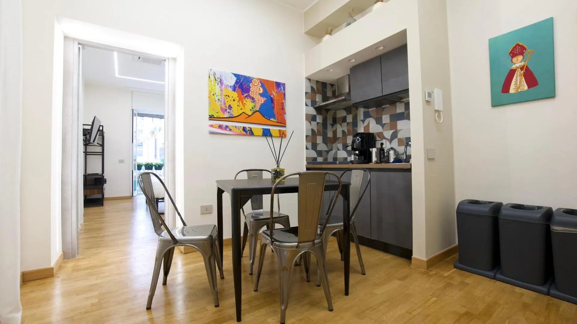 Apartment A Casa Di Diego Naples Italy